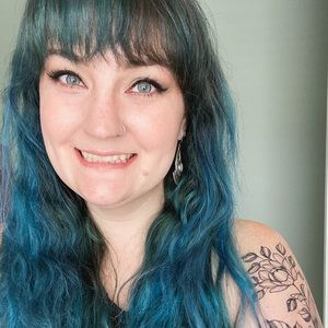 Meet your Posher, Allison